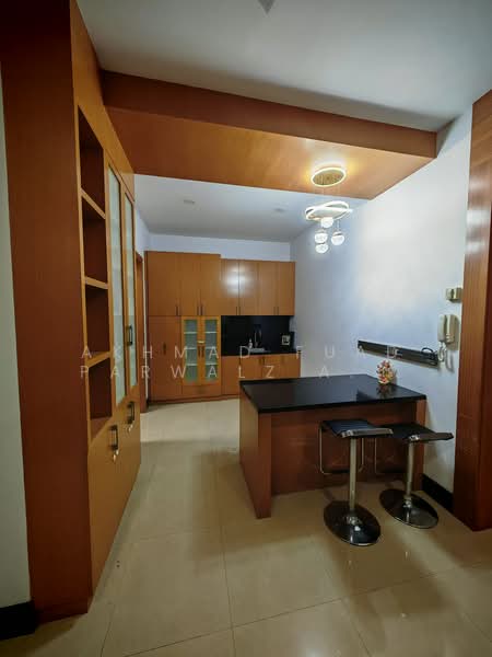Semi-Detached House for Rent in Desa Sri Hartamas (Sri Hartamas) - Akhmad Fuad Parwalz Akhtar - Kitchen - PropertyGuru.com.my