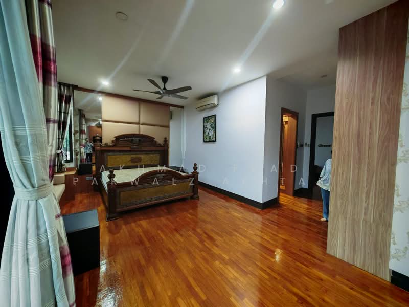 Semi-Detached House for Rent in Desa Sri Hartamas (Sri Hartamas) - Akhmad Fuad Parwalz Akhtar - Bedroom - PropertyGuru.com.my