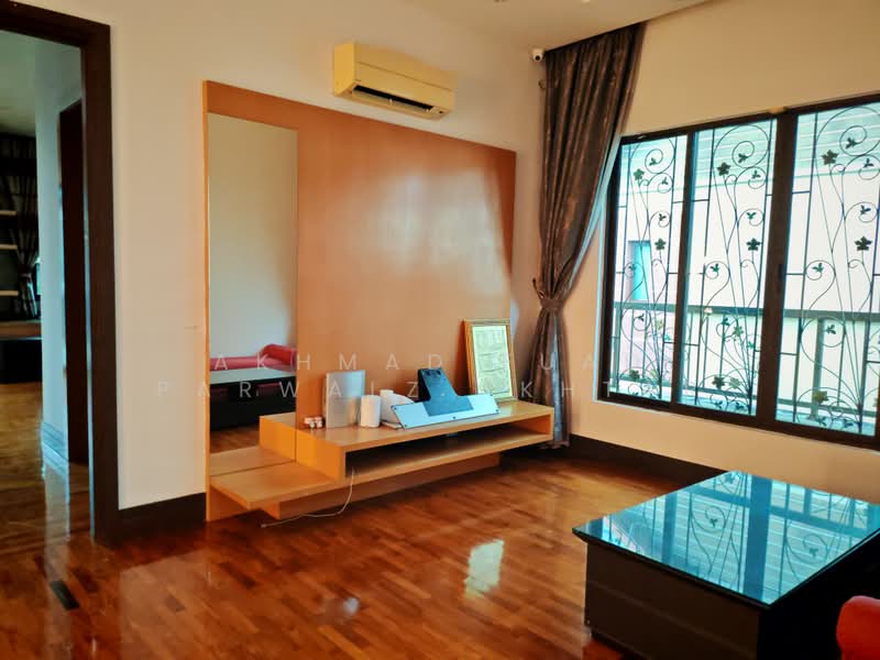 Semi-Detached House for Rent in Desa Sri Hartamas (Sri Hartamas) - Akhmad Fuad Parwalz Akhtar - Living Room - PropertyGuru.com.my