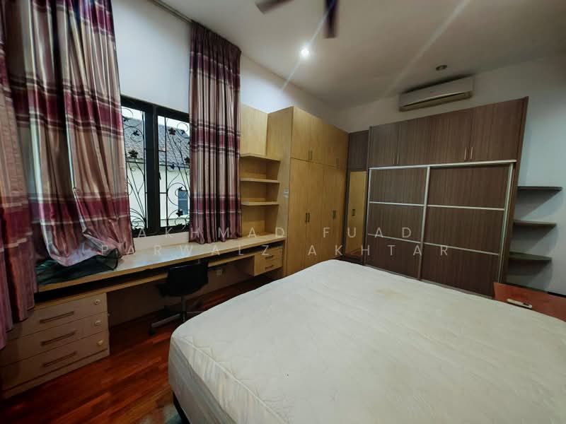 Semi-Detached House for Rent in Desa Sri Hartamas (Sri Hartamas) - Akhmad Fuad Parwalz Akhtar - Bedroom - PropertyGuru.com.my