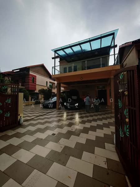 Semi-Detached House for Rent in Desa Sri Hartamas (Sri Hartamas) - Akhmad Fuad Parwalz Akhtar - Exterior - PropertyGuru.com.my
