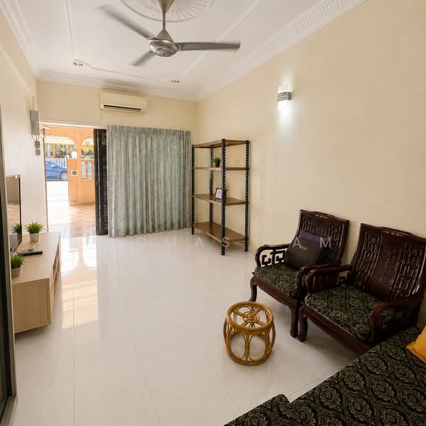 Terraced House for Sale in Taman Melaka Jaya (Batu Berendam) - Thomas Lam - Living Room - PropertyGuru.com.my