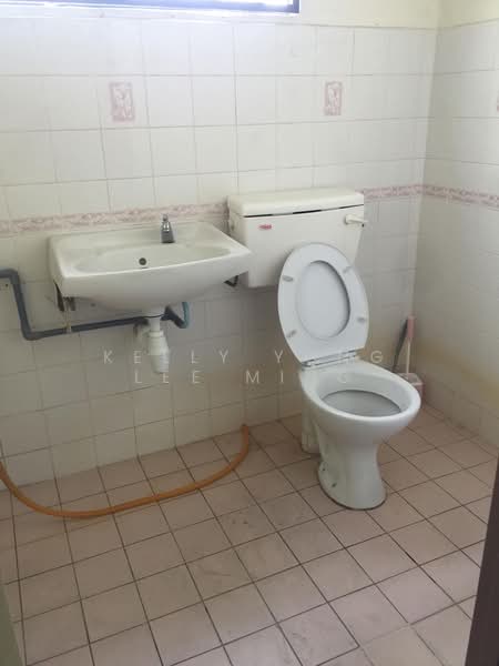 Condominium for Sale at Le Jardin Deluxe - Kelly Yong Lee Ming - Bathroom - PropertyGuru.com.my
