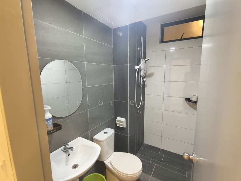 Servis Apartment untuk Disewa di Traders Garden @ Cheras Selatan - Chloe Chan - Bathroom - PropertyGuru.com.my