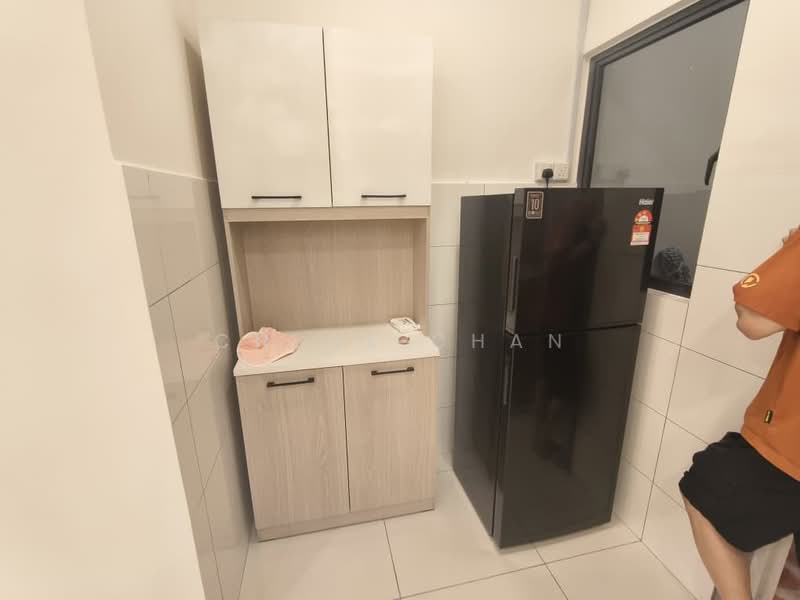 Servis Apartment untuk Disewa di Traders Garden @ Cheras Selatan - Chloe Chan - Kitchen - PropertyGuru.com.my
