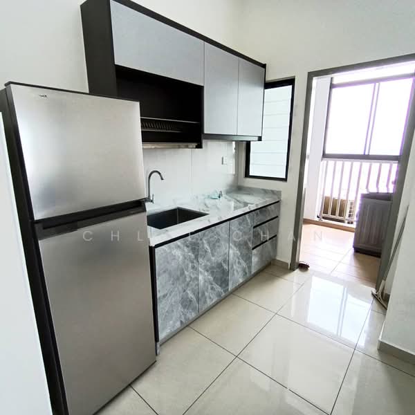 Servis Apartment untuk Disewa di B11 Parkland Residence - Chloe Chan - Kitchen - PropertyGuru.com.my
