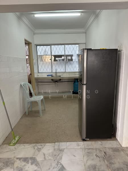 Pangsapuri untuk Dijual di Grandeur Tower - Kelly Yong Lee Ming - Kitchen - PropertyGuru.com.my