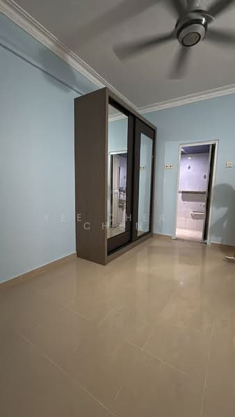 Apartment for Rent at Subang Perdana Goodyear Court 10 - Yee Cheak Chen - Interior - PropertyGuru.com.my