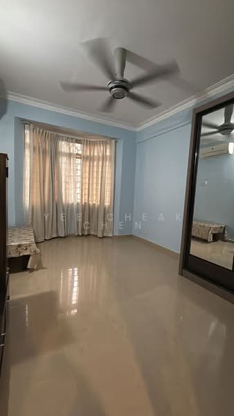 Apartment for Rent at Subang Perdana Goodyear Court 10 - Yee Cheak Chen - Bedroom - PropertyGuru.com.my