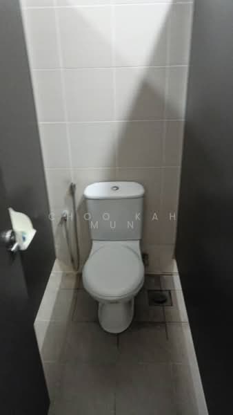Shop / Office for Rent in Taman Tasik Damai (Sungai Besi) - Choo Kah Mun - Bathroom - PropertyGuru.com.my