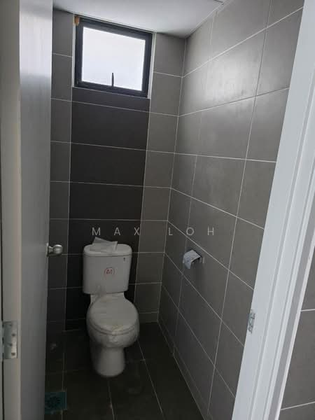 Terrace Factory for Rent in Kulai (Johor) - Max Loh - Bathroom - PropertyGuru.com.my