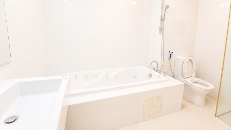 Servis Apartment untuk Disewa di Solaris Dutamas - Gessle Mok - Bathroom - PropertyGuru.com.my