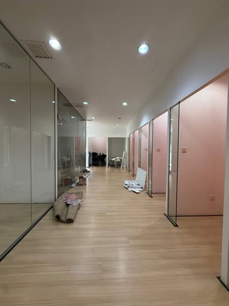 Shop / Office for Rent in Taman Desa Tebrau (Tebrau) - Hong . - Interior - PropertyGuru.com.my