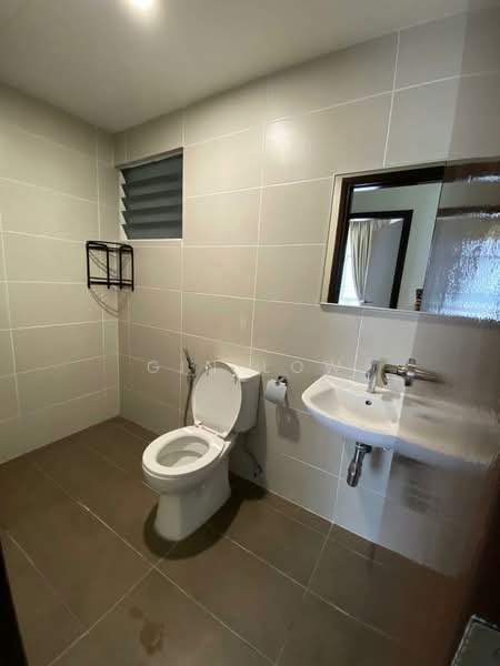 Condominium for Rent at Paraiso Residence @ The Earth - Gin Low - Bathroom - PropertyGuru.com.my