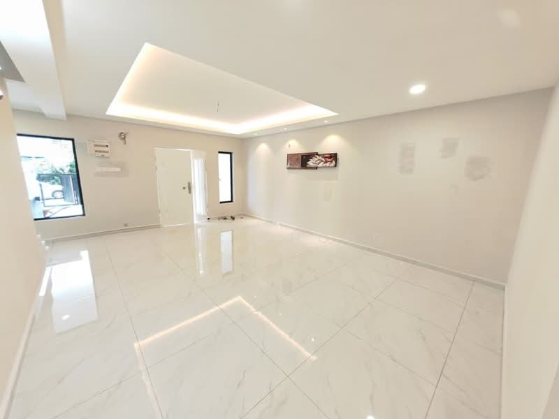Rumah Teres 2 Tingkat untuk Dijual di Bandar Mahkota Cheras (Cheras) - Mac Chong - Living Room - PropertyGuru.com.my