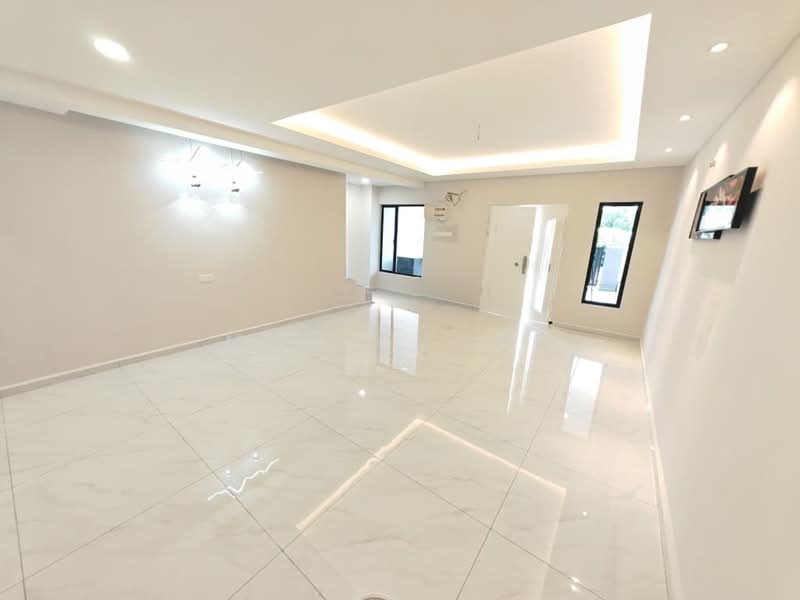 Rumah Teres 2 Tingkat untuk Dijual di Bandar Mahkota Cheras (Cheras) - Mac Chong - Living Room - PropertyGuru.com.my