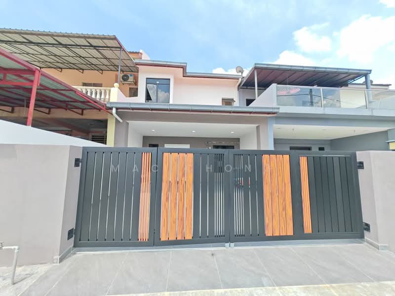 Rumah Teres 2 Tingkat untuk Dijual di Bandar Mahkota Cheras (Cheras) - Mac Chong - Exterior - PropertyGuru.com.my