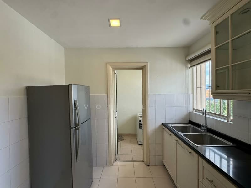 Condominium for Sale at Seri Maya Condominium - Evon Heng - Kitchen - PropertyGuru.com.my