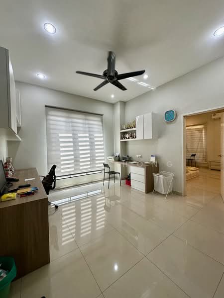 Rumah Berkembar untuk Dijual di Medan Pasir Saujana (Ipoh) - Levi Chong - Study - PropertyGuru.com.my