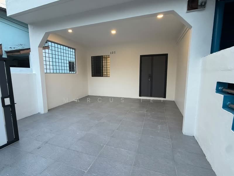 Rumah Teres 2 Tingkat untuk Dijual di Taman Sri Muhibbah (Kulai) - Marcus Tey - Exterior - PropertyGuru.com.my