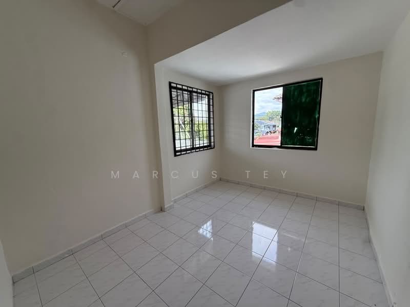 Rumah Teres 2 Tingkat untuk Dijual di Taman Sri Muhibbah (Kulai) - Marcus Tey - Interior - PropertyGuru.com.my