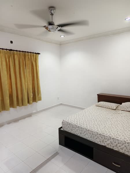 Rumah Banglo untuk Dijual di Eco Grandeur (Puncak Alam) - James Yim - master Bedroom - PropertyGuru.com.my