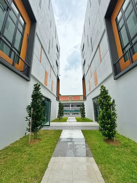 Shop / Office for Rent in Taman Pelangi (Johor Bahru) - Claira Ong - Exterior - PropertyGuru.com.my