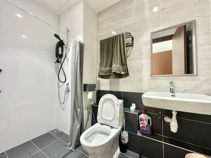 Service Residence for Rent at Wave @ Marina Cove - Kevin Chua - Bathroom - PropertyGuru.com.my