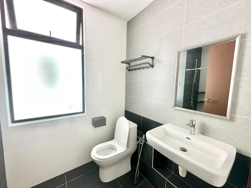 Service Residence for Rent at Wave @ Marina Cove - Kevin Chua - Bathroom - PropertyGuru.com.my