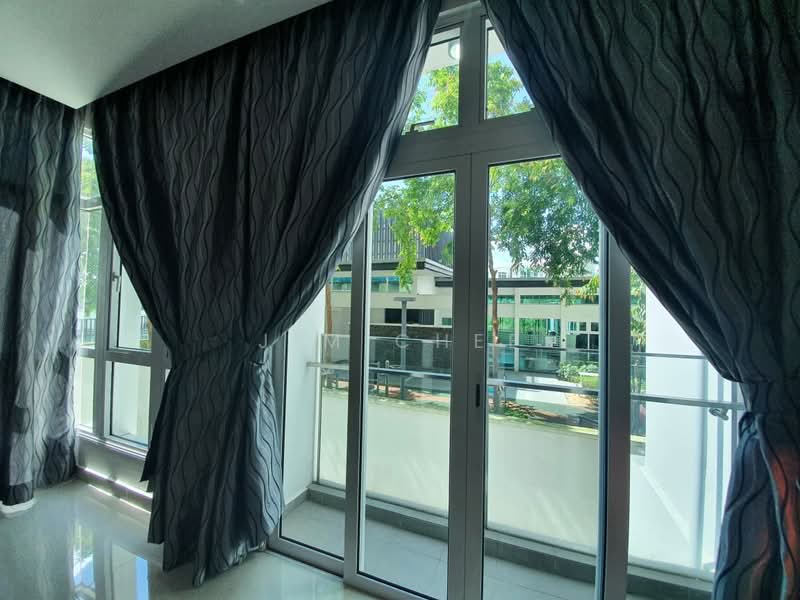 Kondominium untuk Disewa di One Medini - Jim Chee - Balcony - PropertyGuru.com.my