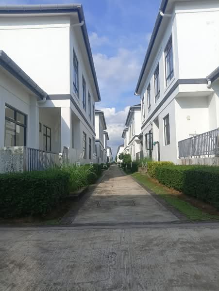 Semi-Detached House for Rent in Eco Grandeur (Puncak Alam) - Hasniza Ibrahim - Exterior - PropertyGuru.com.my