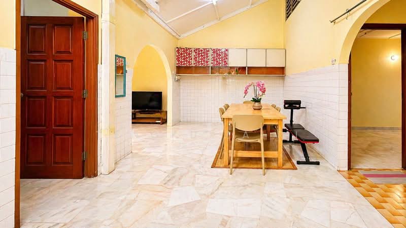 1-storey Terraced House for Sale in Kelana Jaya (Petaling Jaya) - Tengku Zairi - PropertyGuru.com.my