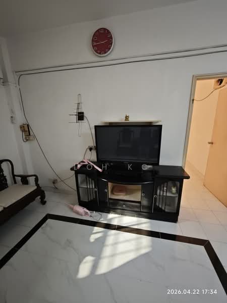 Rumah Flat untuk Disewa di Taman Shamelin Perkasa - Loh KC - Living Room - PropertyGuru.com.my