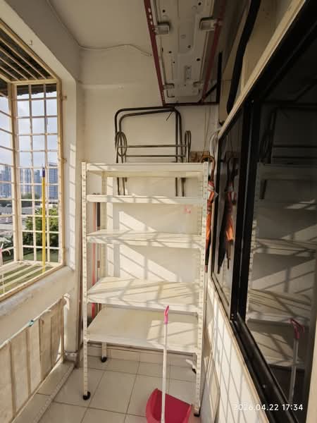 Rumah Flat untuk Disewa di Taman Shamelin Perkasa - Loh KC - Balcony - PropertyGuru.com.my