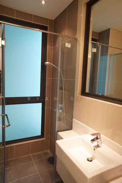 Condominium for Rent at The LIGHT COLLECTION II - Ryan Sim - Bathroom - PropertyGuru.com.my