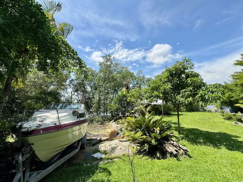 Semi-Detached House for Sale in Johor Bahru (Johor) - Ronald Mak - Exterior - PropertyGuru.com.my