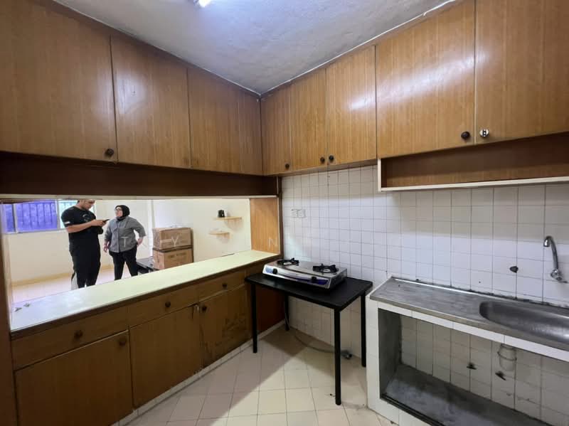 Pangsapuri untuk Disewa di Rampai Court - Tey Beng Keat - Kitchen - PropertyGuru.com.my