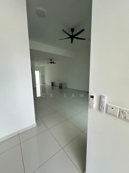 Rumah Teres 2-Tingkat untuk Disewa di Eco Forest (Semenyih) - CK Law - Living Room - PropertyGuru.com.my