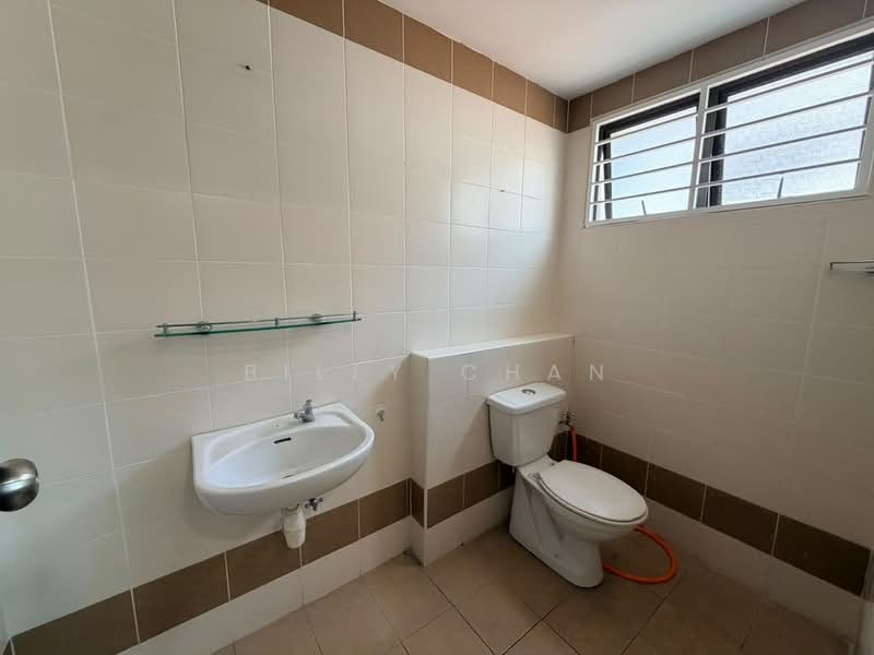 Rumah Teres 2.5 Tingkat untuk Dijual di Taman Bukit Cheras (Cheras) - Billy Chan - Bathroom - PropertyGuru.com.my