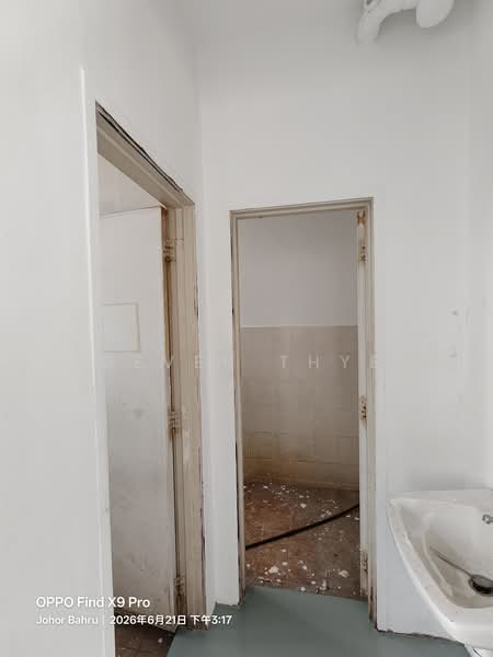 Shop for Rent in Taman Daya (Johor Bahru) - Deven Thye - PropertyGuru.com.my