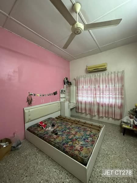 2-storey Terraced House for Sale in Taman Bayu Perdana (Klang) - Chloe Tan - PropertyGuru.com.my