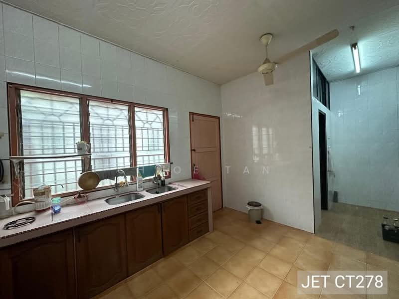 2-storey Terraced House for Sale in Taman Bayu Perdana (Klang) - Chloe Tan - PropertyGuru.com.my