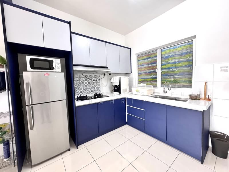 Apartment for Sale at Puncak Hijauan - Mohd Aizat Saiful Bahri - Kitchen - PropertyGuru.com.my