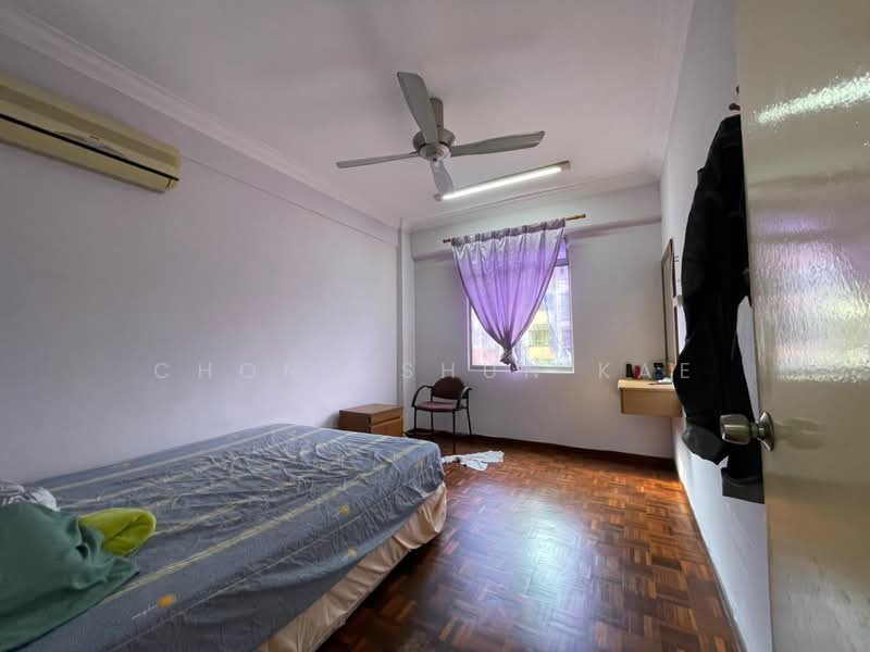 Apartment for Sale at Pangsapuri Suria - Chong Shun Kae - Bedroom - PropertyGuru.com.my