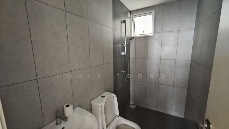 Service Residence for Sale at Tuan 2egacy - Louis Foong - Bathroom - PropertyGuru.com.my