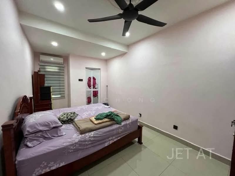 2-storey Terraced House for Sale in Bukit Raja (Selangor) - KH Chong - Bedroom - PropertyGuru.com.my