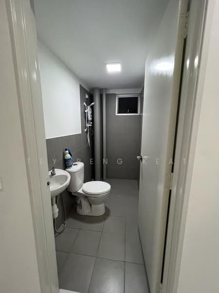 Condominium for Rent at Residensi Enesta - Tey Beng Keat - Bathroom - PropertyGuru.com.my