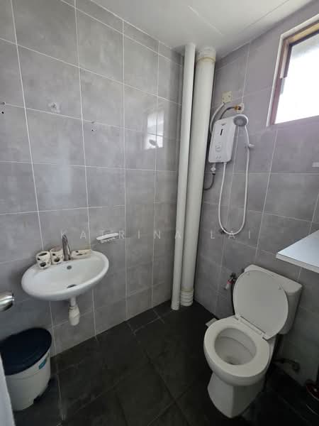 Condominium for Rent at Residensi Zamrud - Katrina Lai - Bathroom - PropertyGuru.com.my