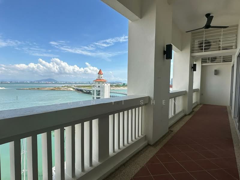 Servis Apartment untuk Disewa di Straits Quay (The Suites at Waterside) - Chan Yi Shen - Balcony - PropertyGuru.com.my