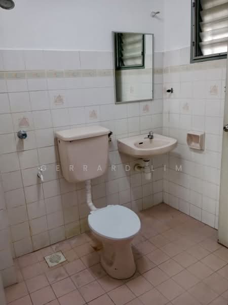 Rumah Teres 1.5 Tingkat untuk Dijual di Usj 3 (Subang Jaya) - Gerrard Lim - Bathroom - PropertyGuru.com.my